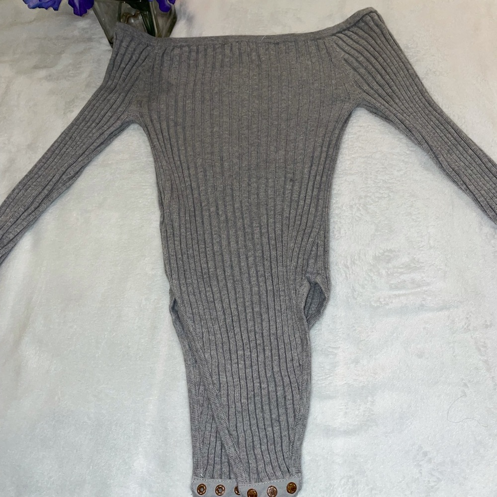 Jluxlabel off the shoulder